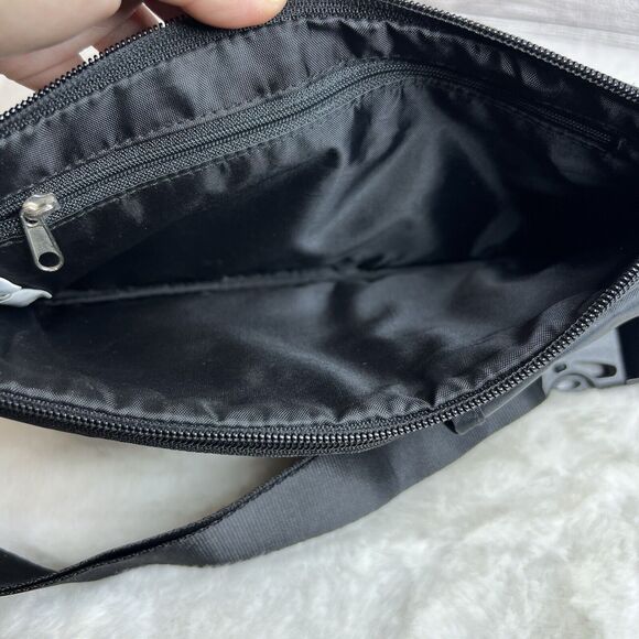 Disneyland 2012 Embroidered Mickey Fanny Pack Waist Bag Multi Pockets Black - Picture 8 of 12